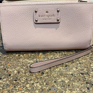 Kate Spade Light Pink Wristlet Clutch